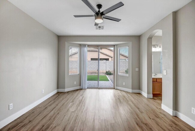 Building Photo - 14456 W Boca Raton Rd
