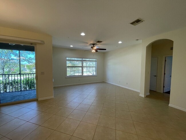 Building Photo - ANNUAL RENTAL - MIRASOL AT COCONUT POINT 3 BED/2 BATH WITH GARAGE