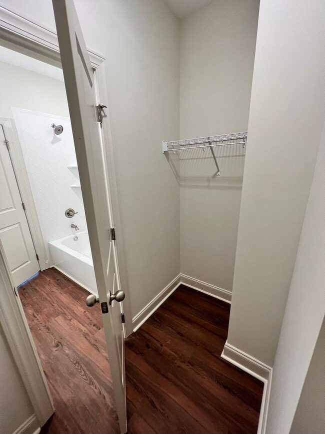 Building Photo - East Longleaf Townhome