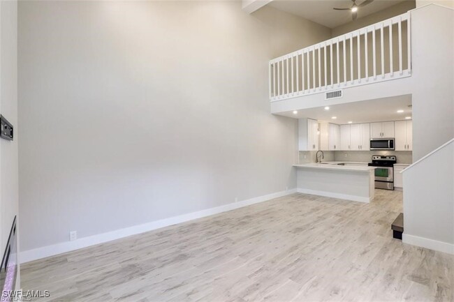 Building Photo - 13131 Whitehaven Ln