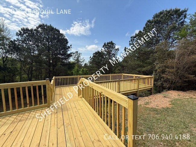 Building Photo - 2018 Tranquil Ln