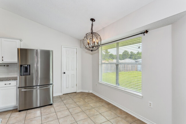 Building Photo - 2208 Seascale Ct