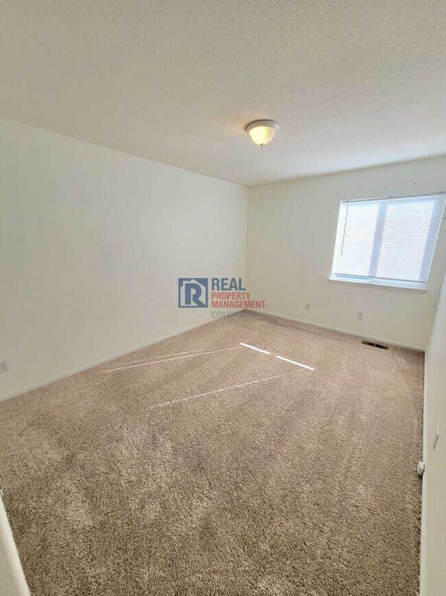 Building Photo - 4759 Waldenwood Dr