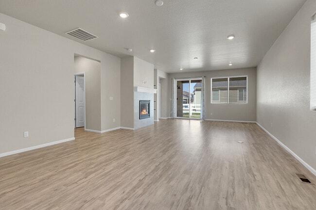 Building Photo - 997 Goldenrod Pkwy