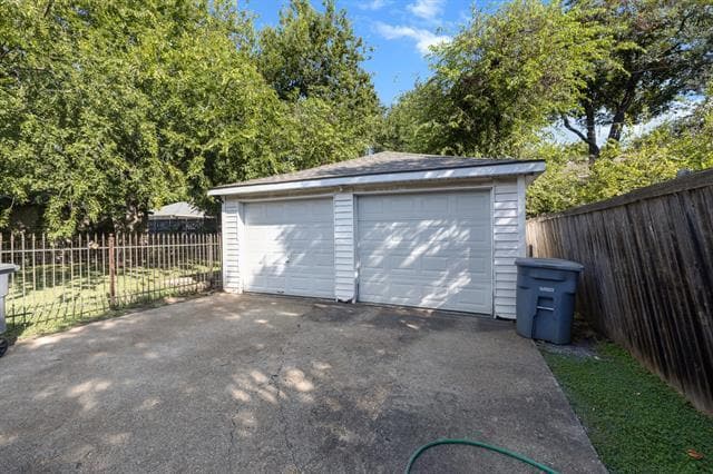 Building Photo - 6317 Ravendale Ln