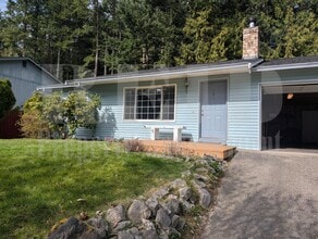 Building Photo - 2-Bedroom Rambler in Central Kitsap
