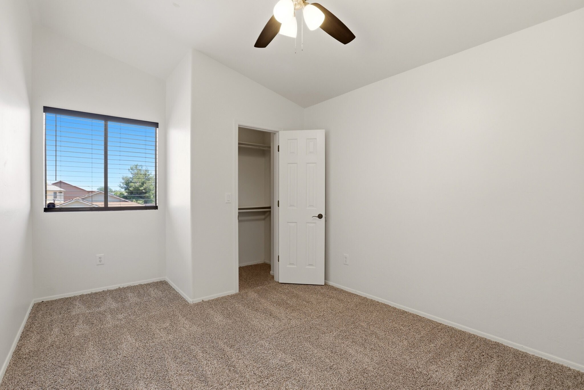 Building Photo - 7740 S Lions Spring Way