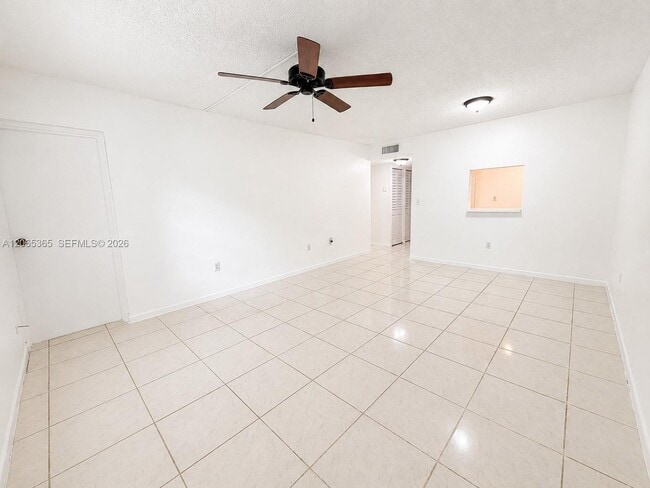 Building Photo - 4384 NW 9th Ave