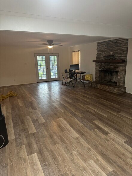 Building Photo - 11829 Buckner Rd