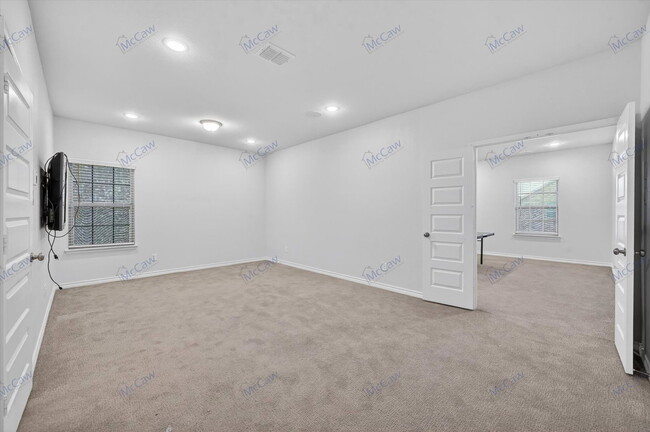 Building Photo - 3748 Evergreen Ridge Rd