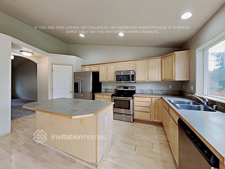 Building Photo - 22849 SE 268th Pl