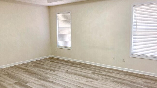 Building Photo - 570 Sterling Pointe Ct NW