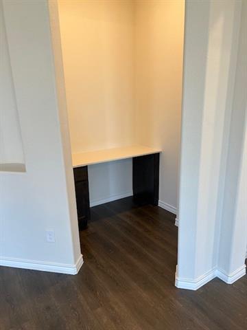 Building Photo - 1320 Villalonga Dr