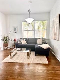 Primary Photo - 900 16th St