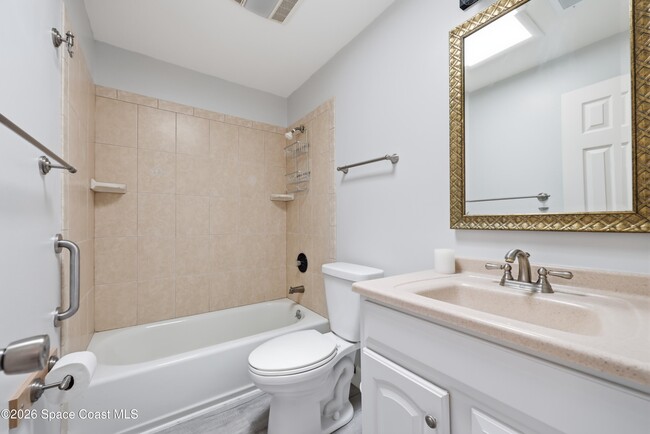 Building Photo - 1715 N Merrimac Dr