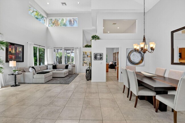 Building Photo - 6657 NW 25th Way