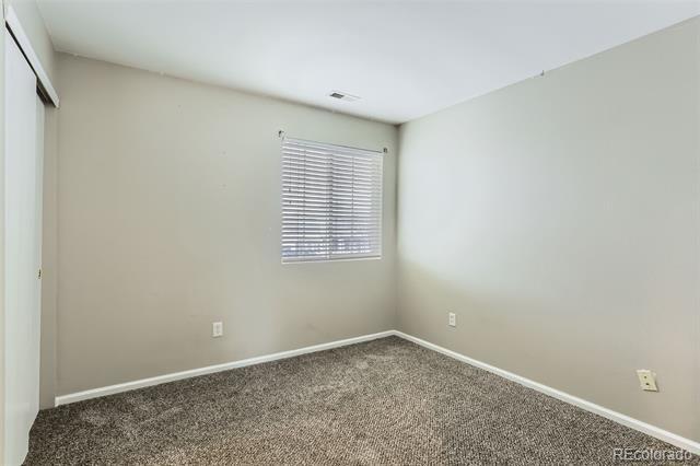 Building Photo - 4221 Beautiful Cir