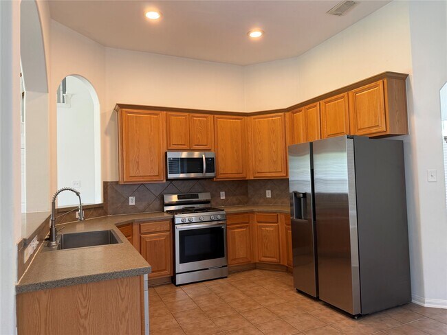 Building Photo - 38 N Regan Mead Cir