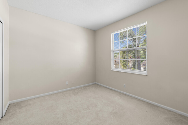 Building Photo - 9328 World Cup Way