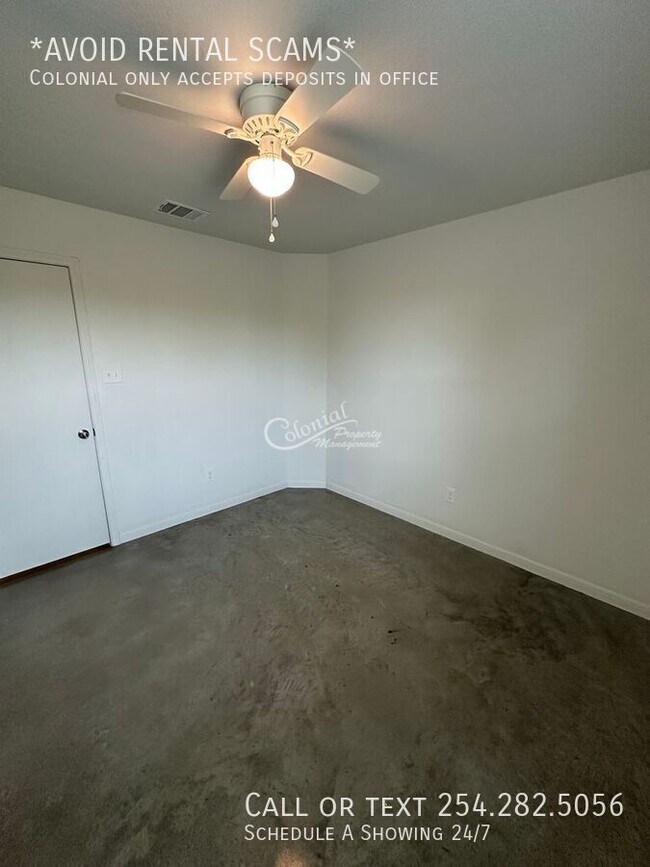 Building Photo - 3330 Stonewall Dr