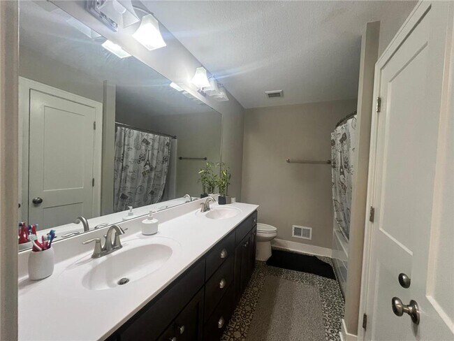 Building Photo - 18945 Iden Way