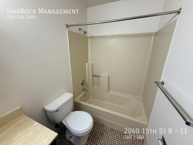 Building Photo - 2040 15th St N