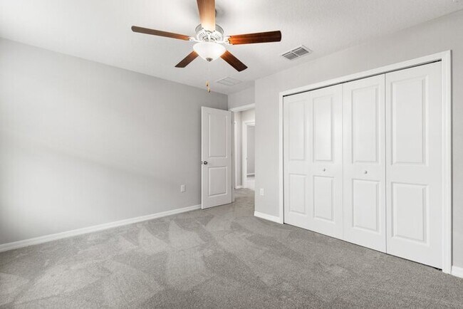 Building Photo - LIKE NEW 5 Bedroom Home for RENT in Touchstone!