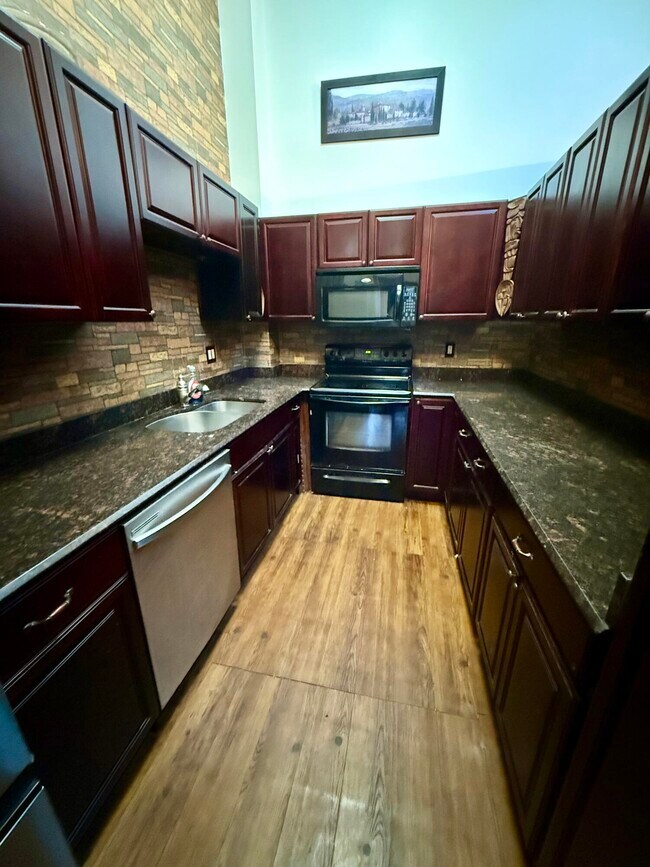 Building Photo - 1275 Periwinkle Pl