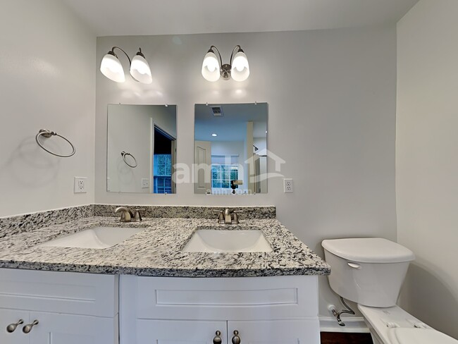 Building Photo - 30 Riverbed Dr