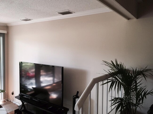 Building Photo - 7703 Las Palmas Way