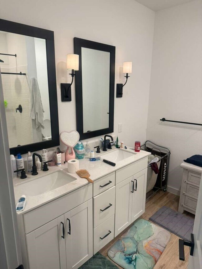 Building Photo - 8415 Tranquil Bay Ct