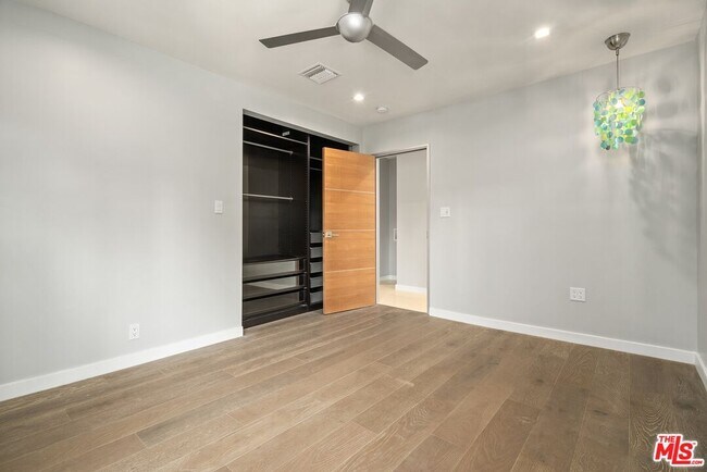 Building Photo - 22263 Buenaventura St
