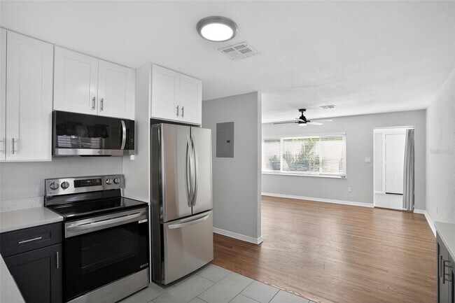 Building Photo - 5480 Lake Tyner Dr