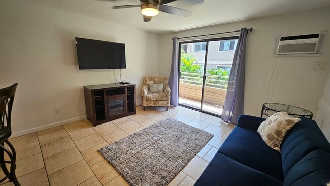 Building Photo - Turned key fully furnished 3 bedroom in Ki...