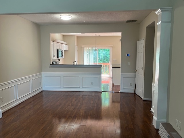Building Photo - 2872 Commonwealth Cir