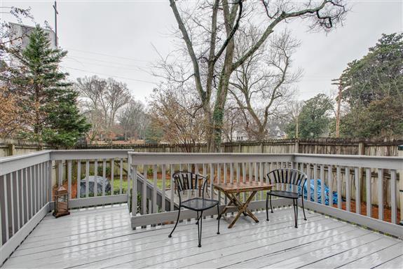 Primary Photo - 1135 Clifton Ln