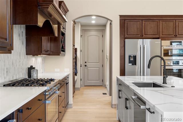 Building Photo - 15252 W Warren Dr