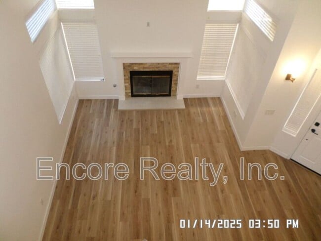 Building Photo - 2149 Bluewater Ln