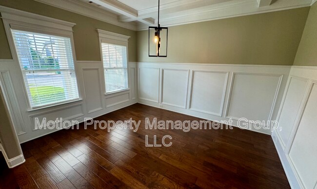Building Photo - 5464 Everlook Cir