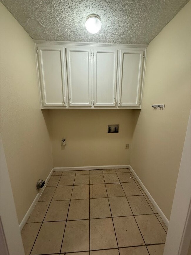 Building Photo - 8257 Keel Ave