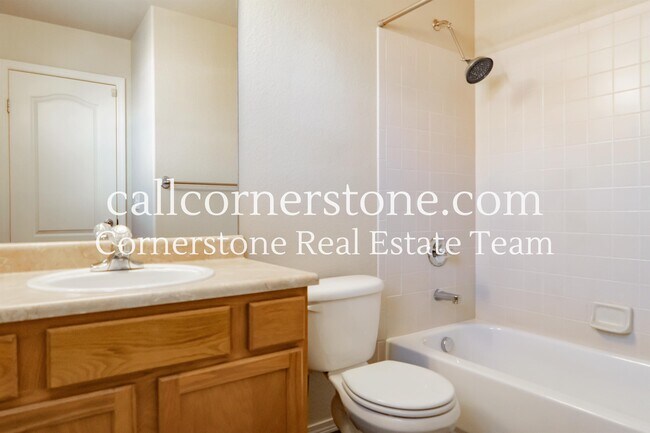 Building Photo - 6721 Rutherford Dr