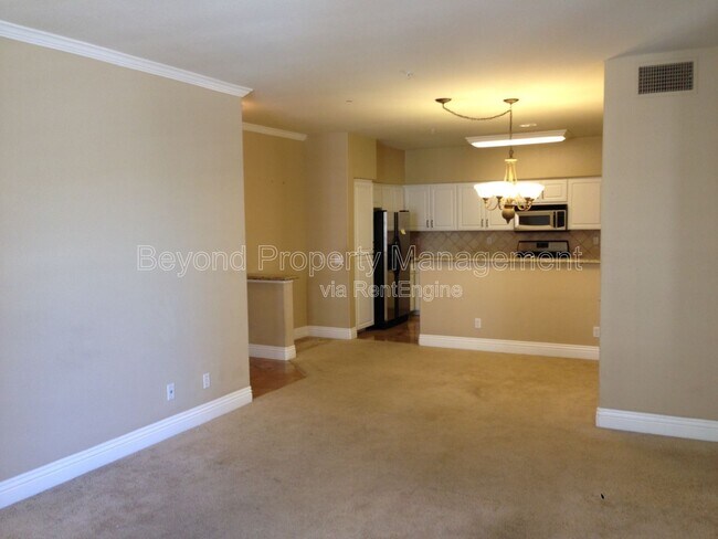 Building Photo - 12376 Carmel Country Rd