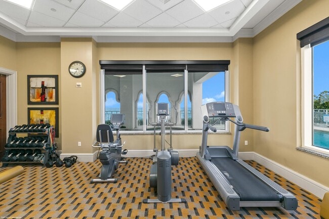 Building Photo - 5310 N Ocean Dr