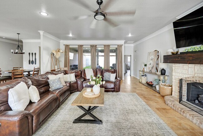 Building Photo - 111 Lahaina Dr