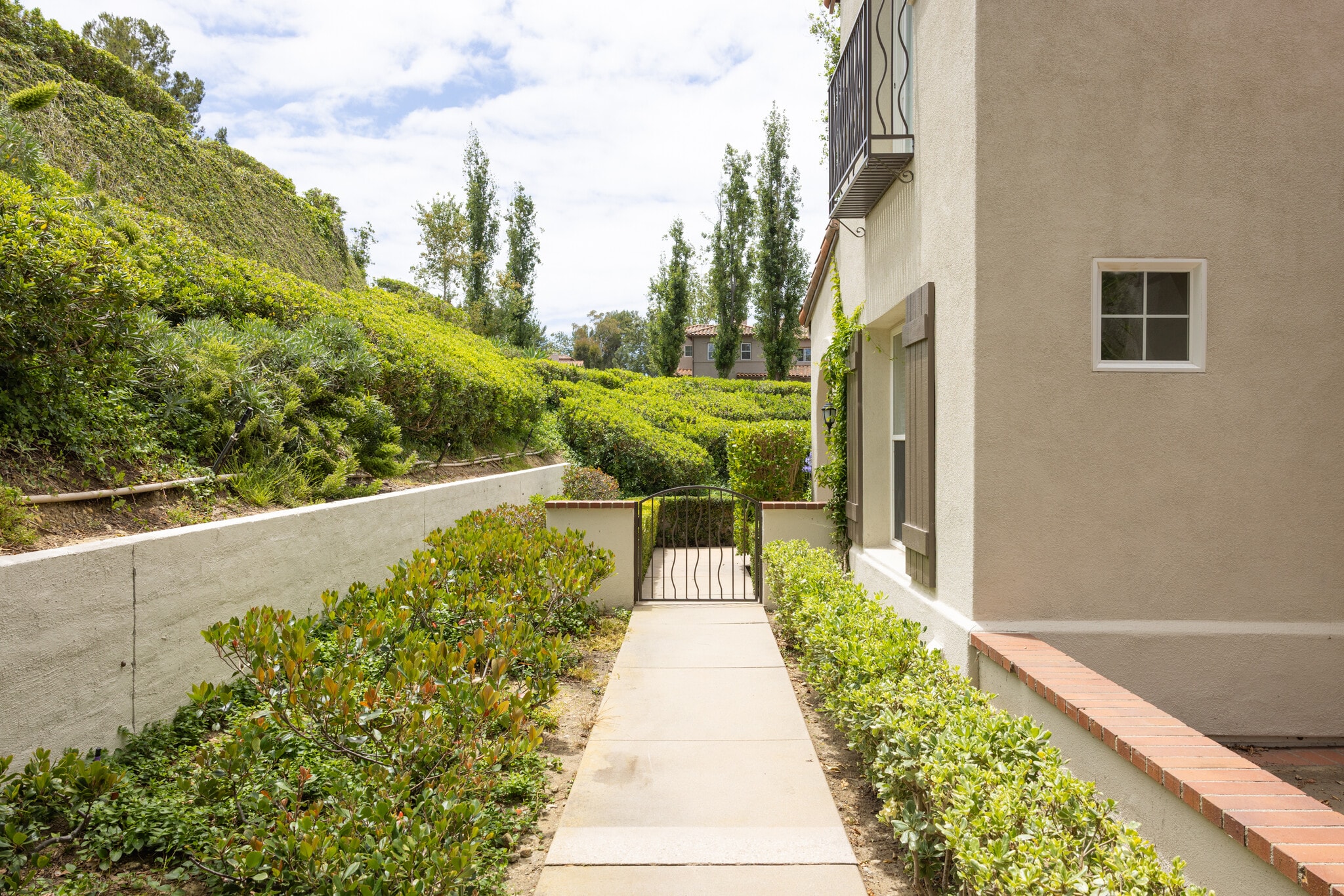 Building Photo - 14 Celano Ct