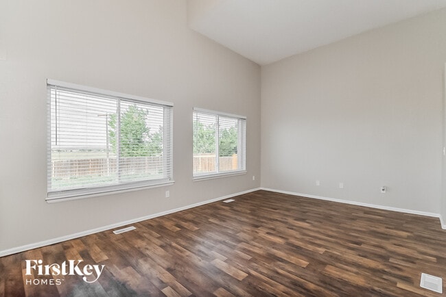 Building Photo - 942 Square Dance Ln