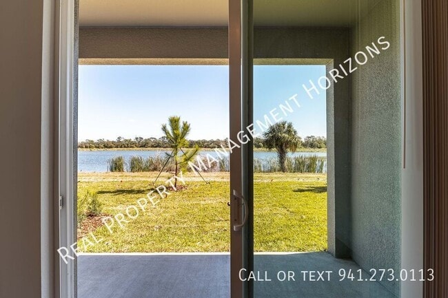 Building Photo - 10952 65th Ter E