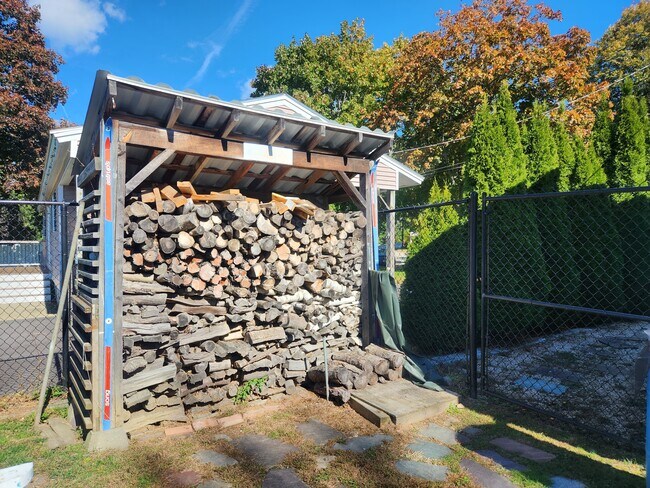 Building Photo - 46 Coakley Rd