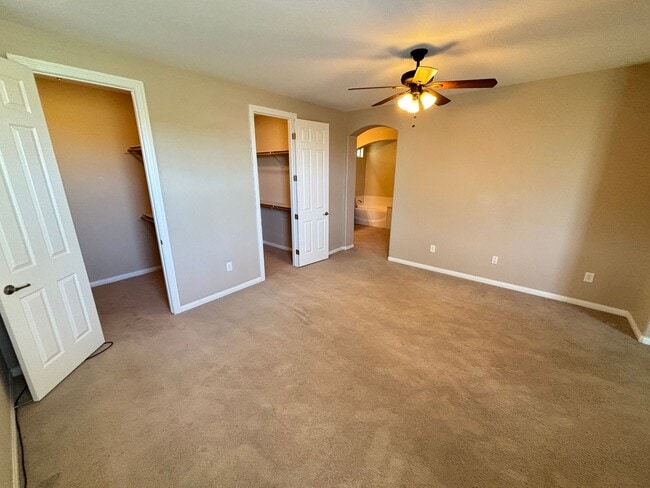 Building Photo - Elegant 3Bed/3Bath Home with Loft in the P...