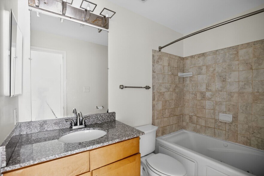 Building Photo - 8711 Gilly Way